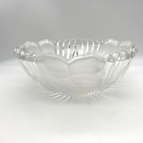 Crystal Glass Serving Bowl Floral Design - 8.5" - Picture 5 of 7